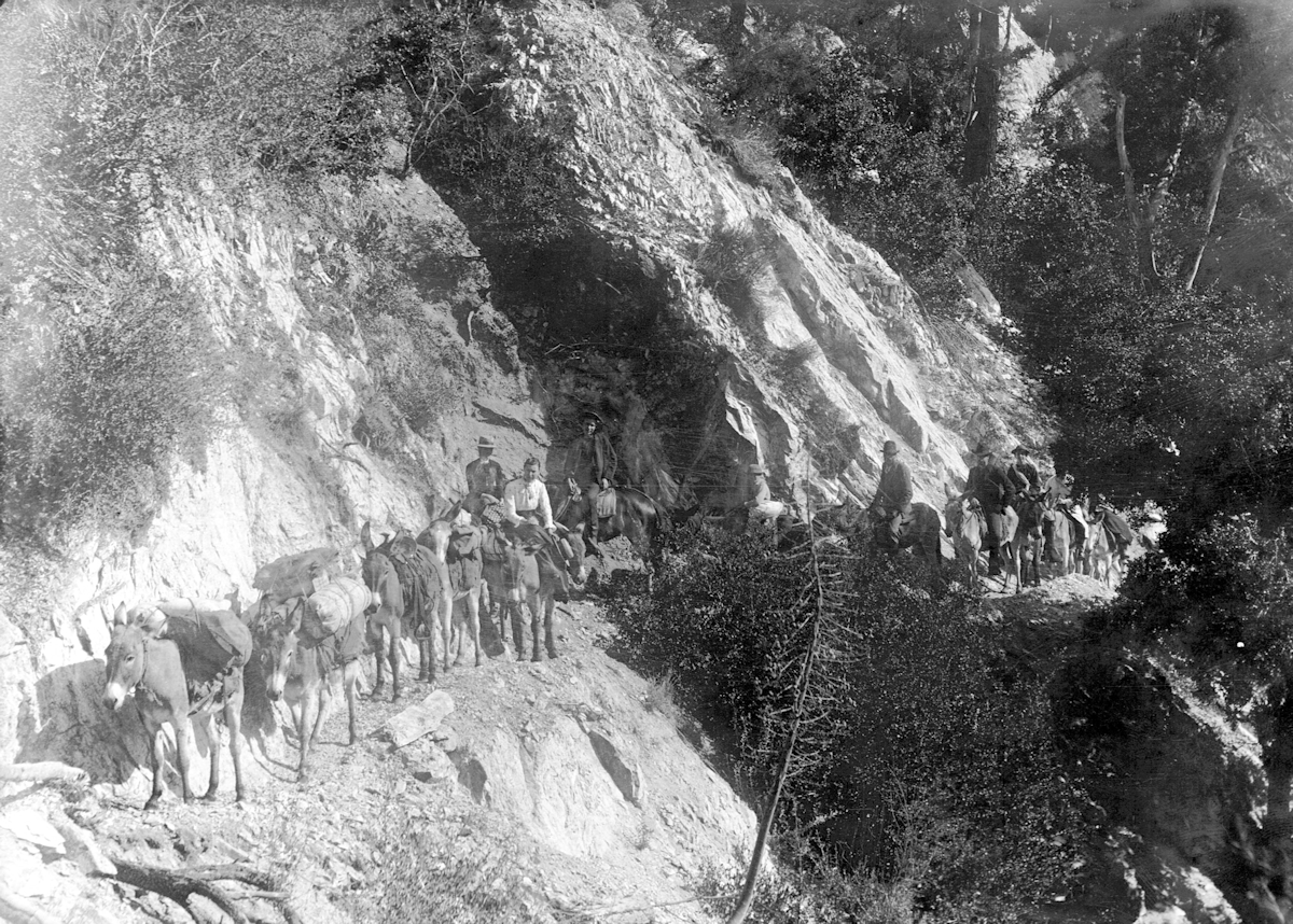 1900 photograph of the Sierra Madra Trail
