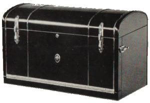  Packard large trunk 