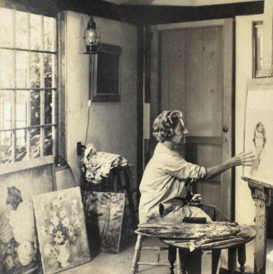 Dorothy Day Tufts in her studio 