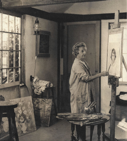 Dorothy Day Tufts in her studio 