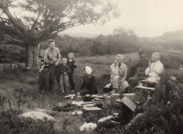 Heath picnic with the Bauerleins 