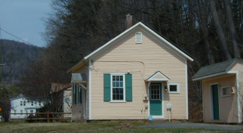 The home and studio of Gardner Symons  
