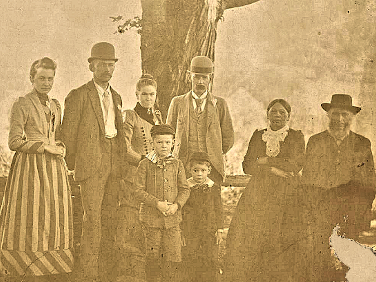 1890 Family photo
